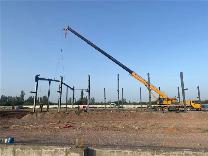 鹤庆县夜间、节假日作业是否有加价？加价比例多少？