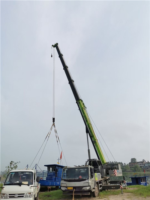 鹤庆县桥梁建设吊装案例